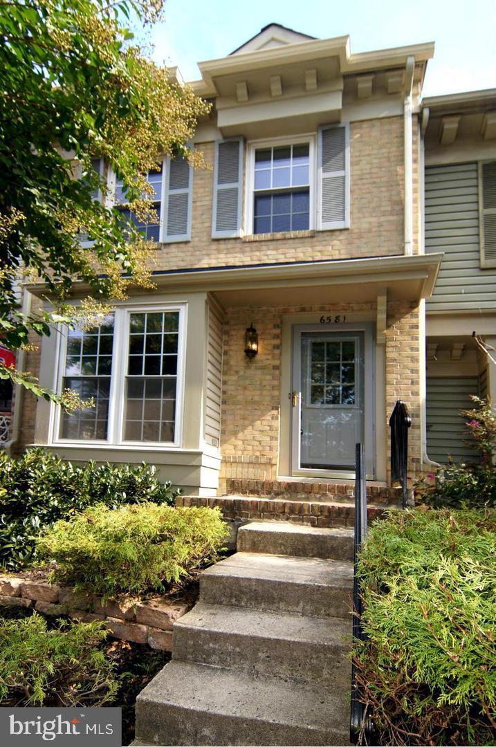 PINECREST - Residential Lease