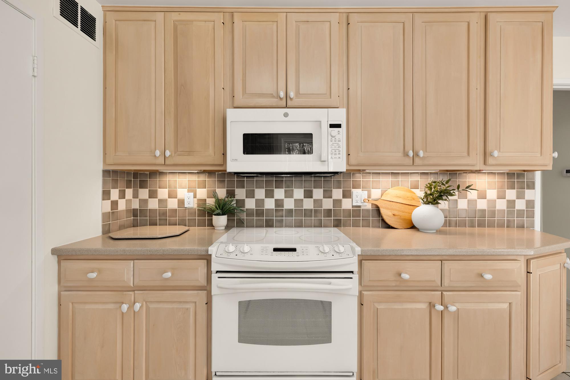 EAST GATE OF POTOMAC - Residential