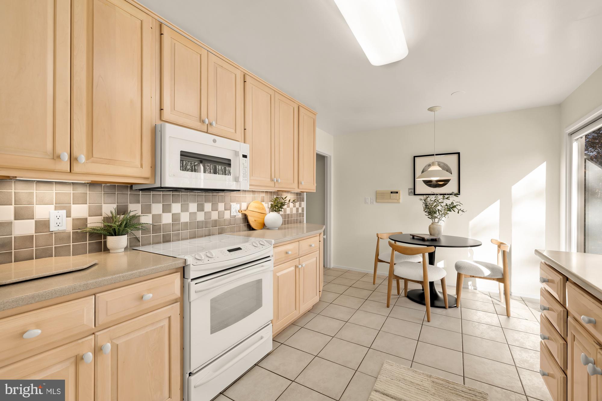 EAST GATE OF POTOMAC - Residential