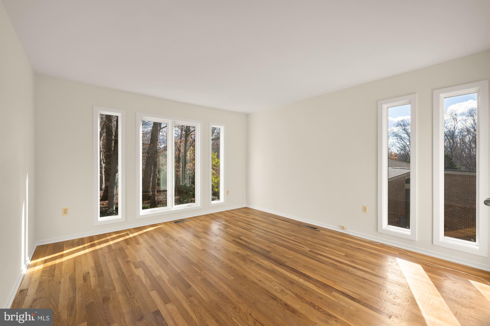 EAST GATE OF POTOMAC - Residential