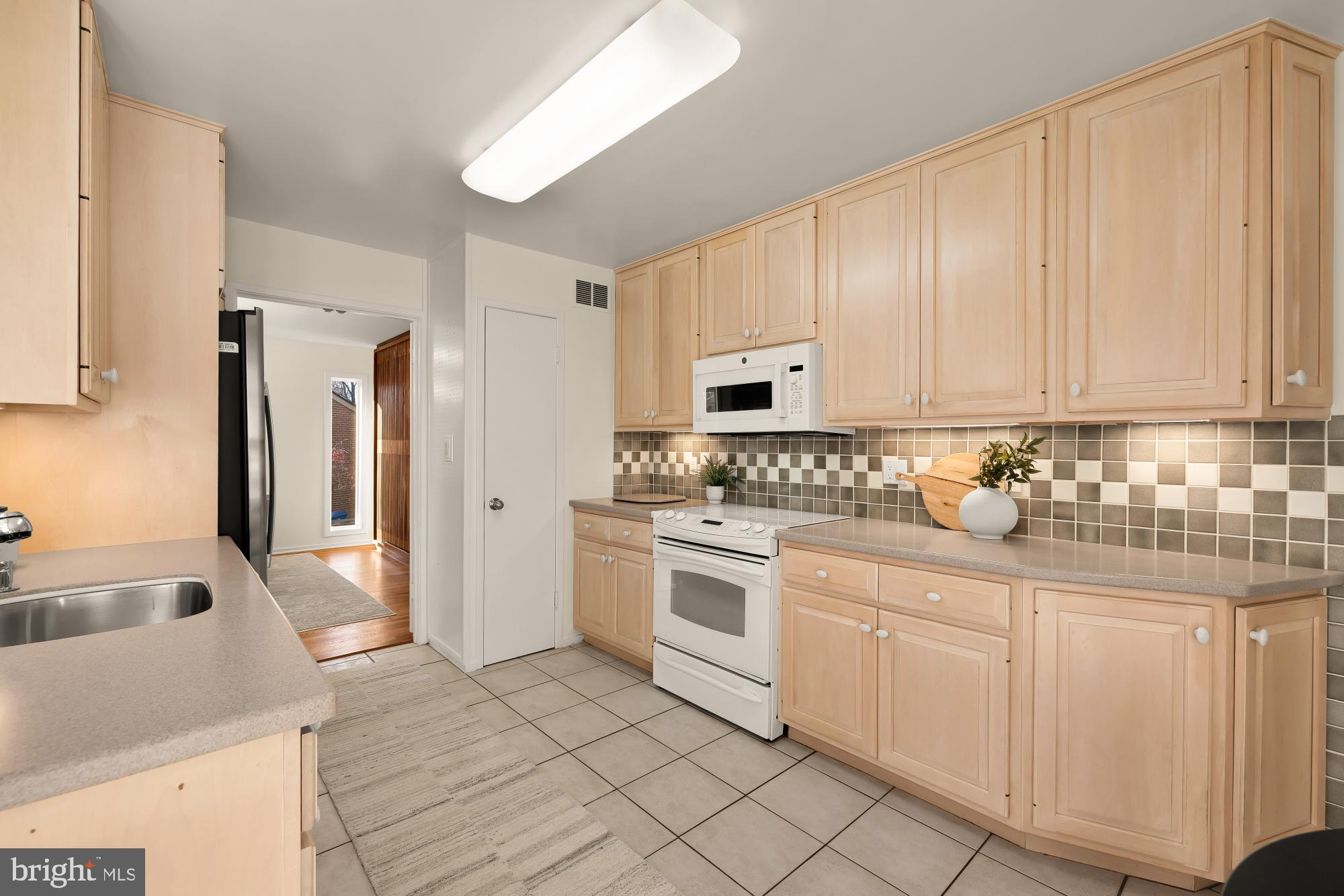 EAST GATE OF POTOMAC - Residential