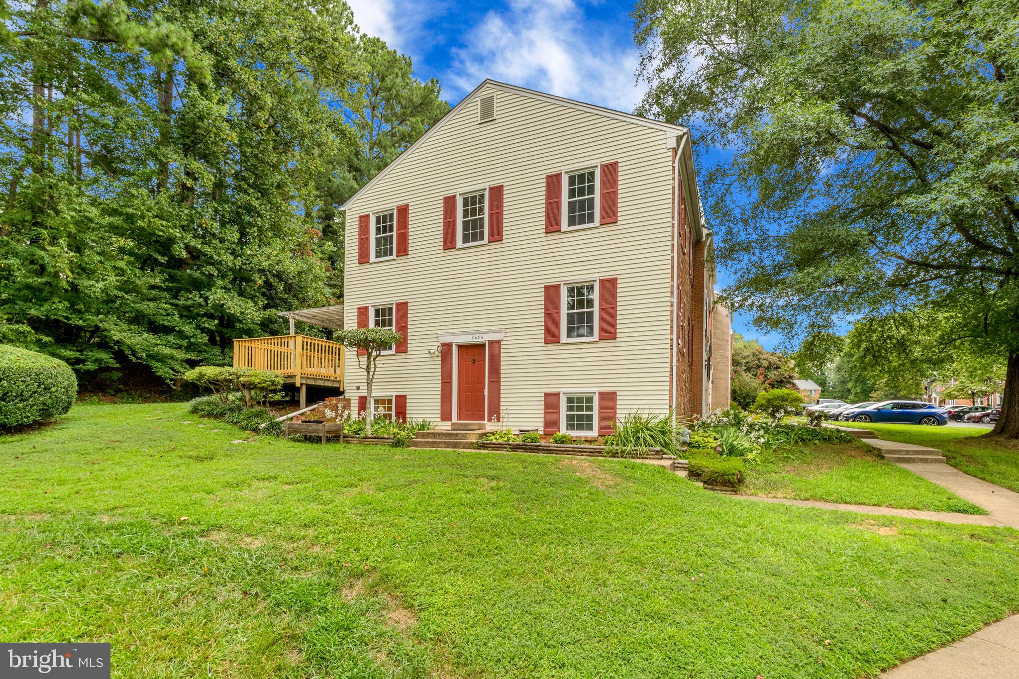 5436 DONNELLY COURT