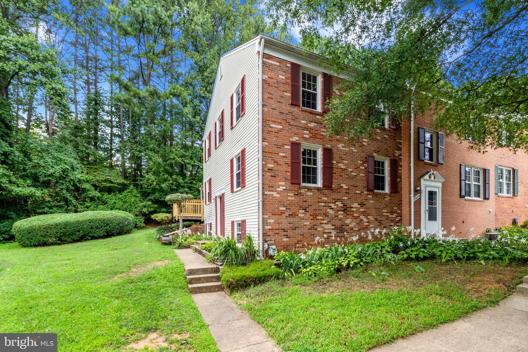 5436 DONNELLY COURT