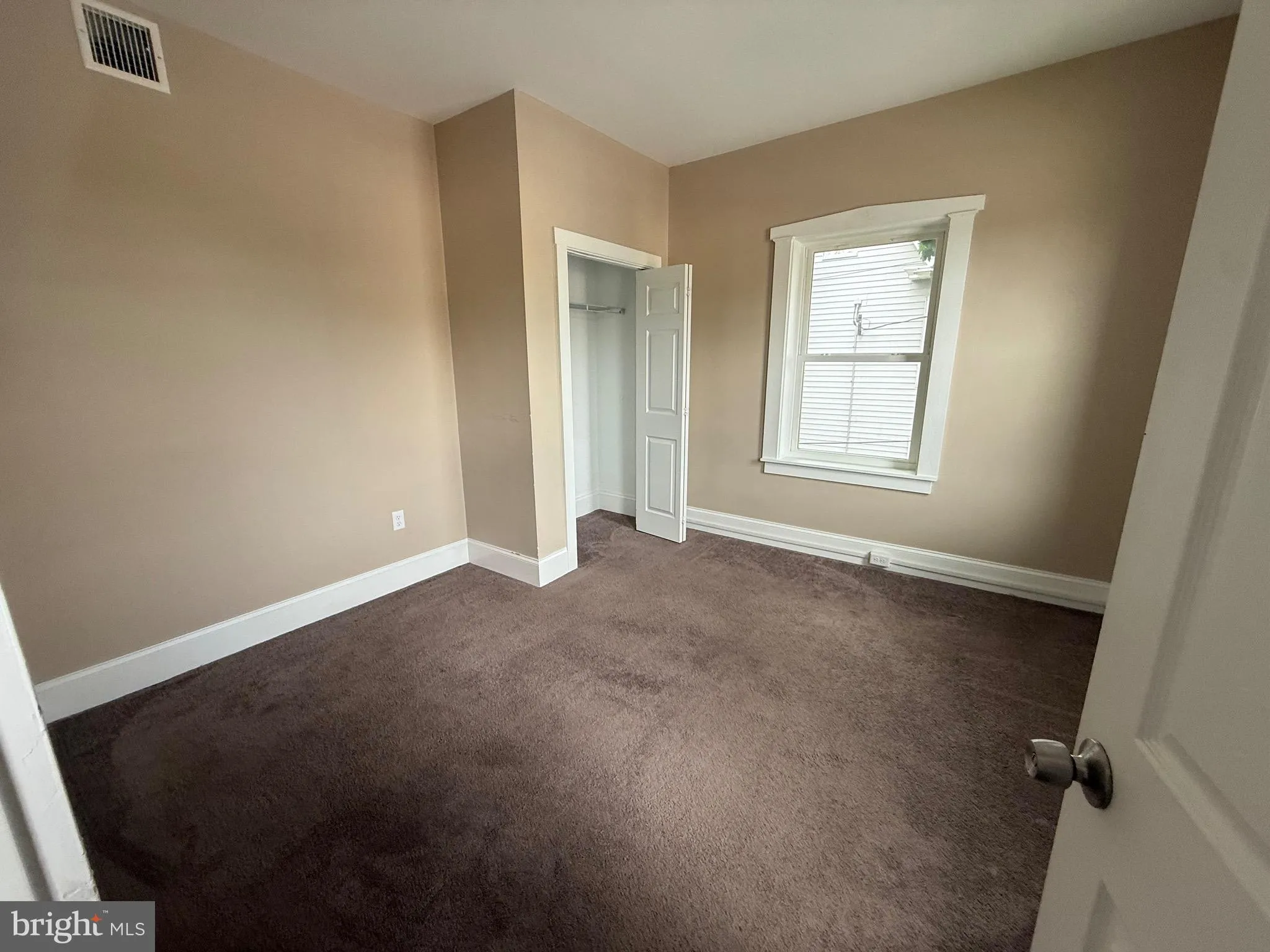 Lancaster, Pennsylvania 17601, United States, 4 Bedrooms Bedrooms, ,1 BathroomBathrooms,Residential,Active,113536