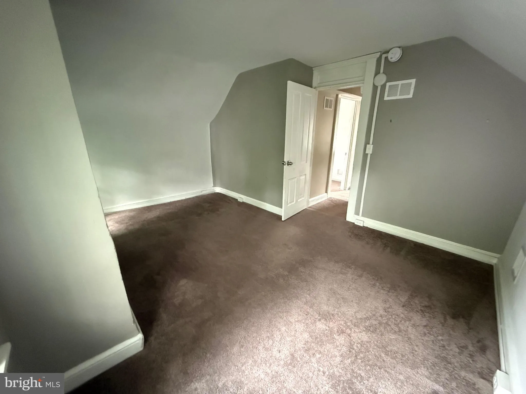 Lancaster, Pennsylvania 17601, United States, 4 Bedrooms Bedrooms, ,1 BathroomBathrooms,Residential,Active,113536