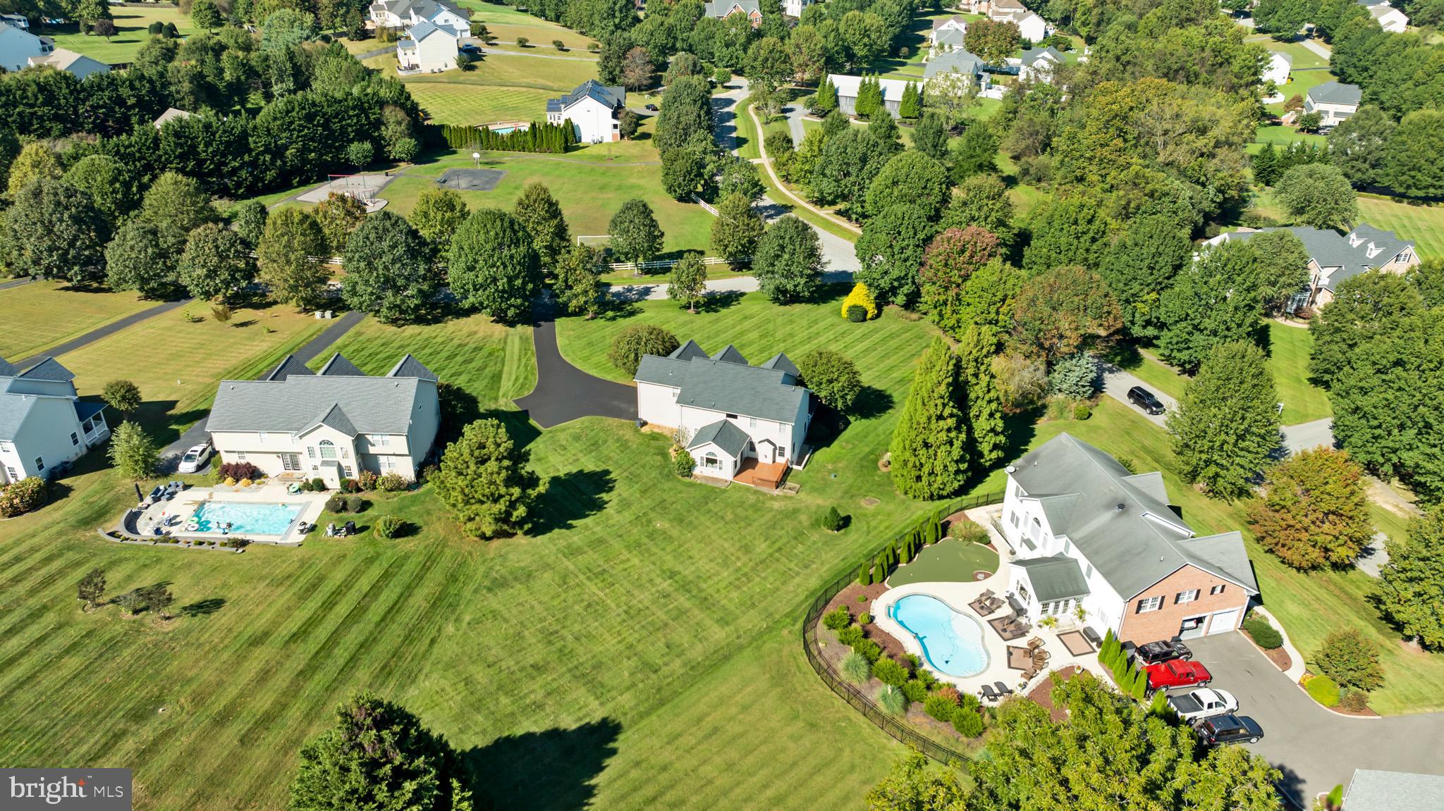 LYONS CREEK OVERLOOK - Residential