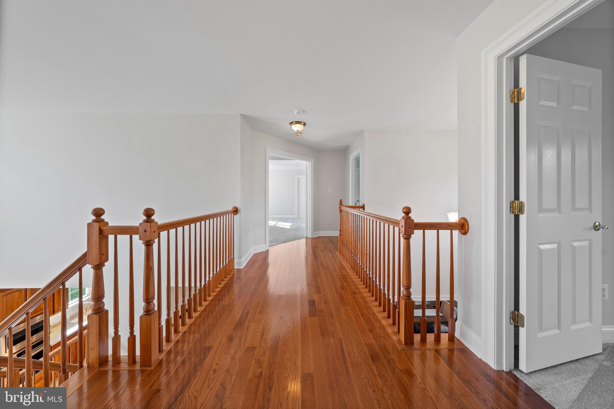 LYONS CREEK OVERLOOK - Residential