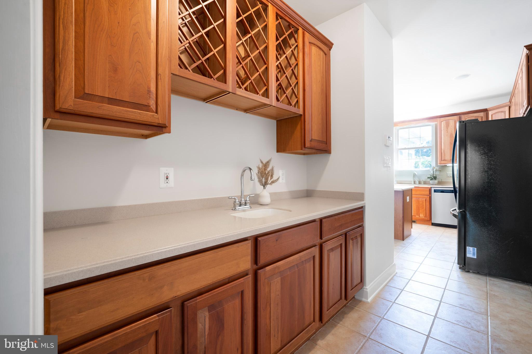 LYONS CREEK OVERLOOK - Residential