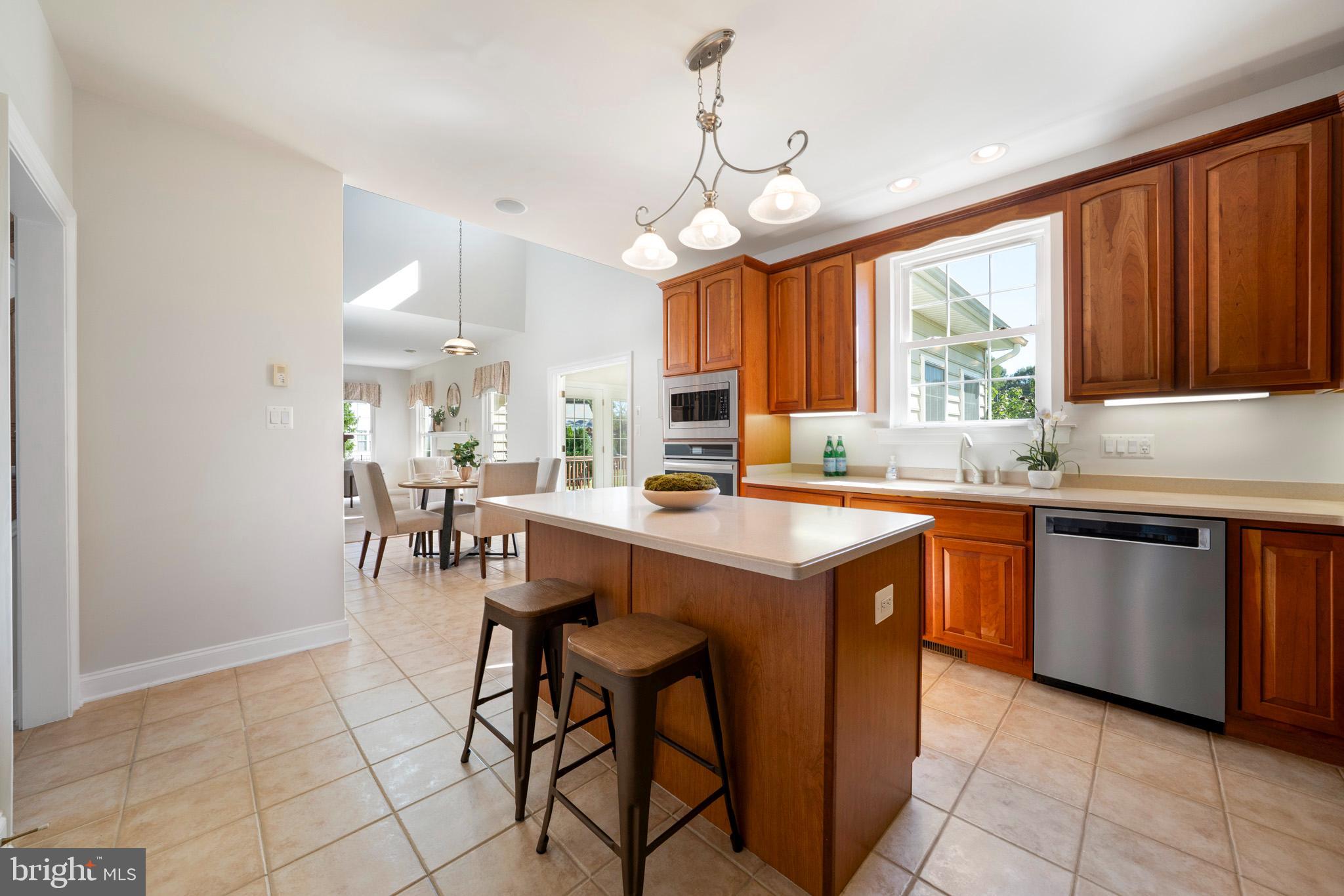 LYONS CREEK OVERLOOK - Residential