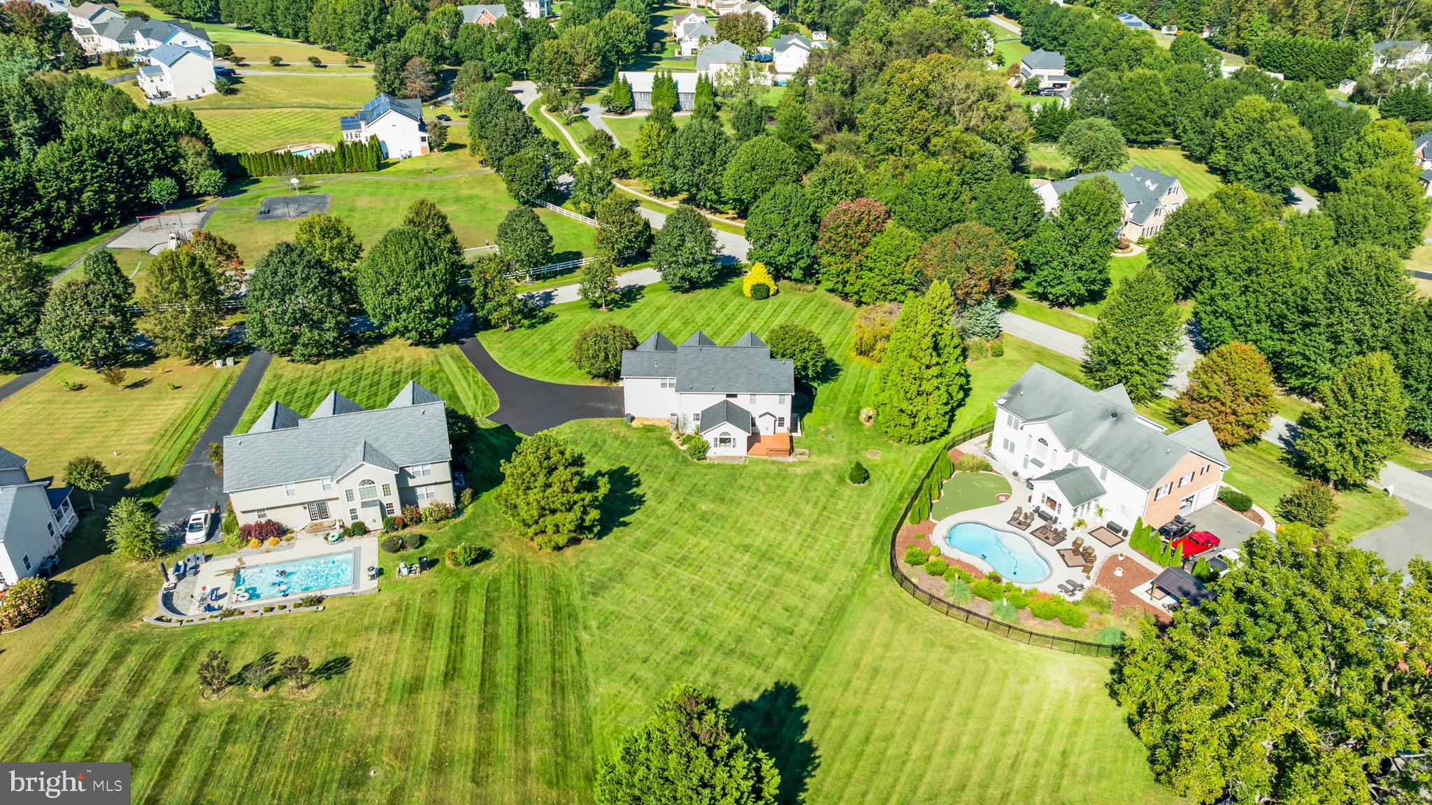 LYONS CREEK OVERLOOK - Residential