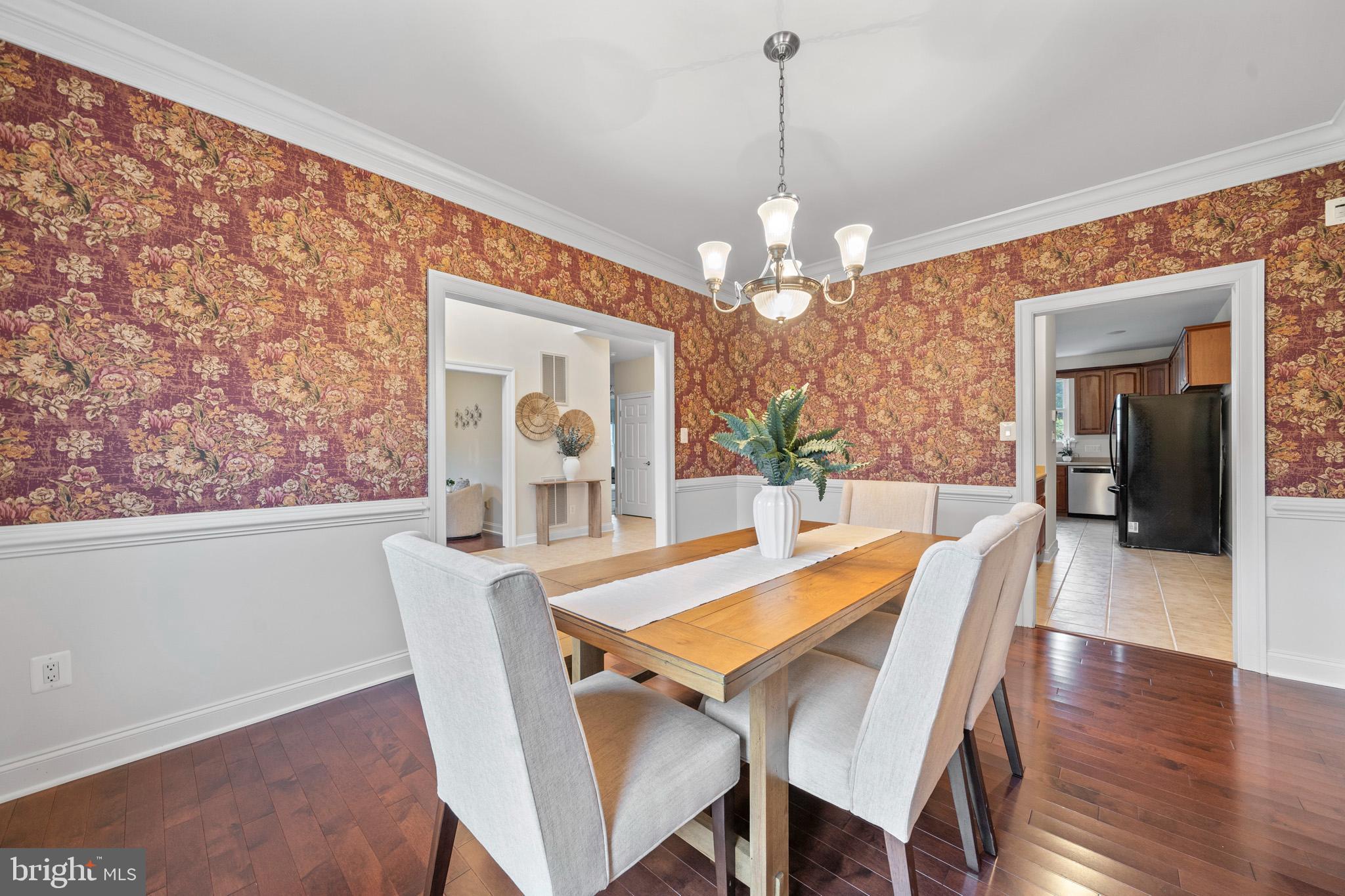 LYONS CREEK OVERLOOK - Residential