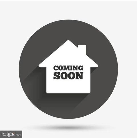 Photo of 1430 Trafalgar Lane, FREDERICK, MD 21701 (MLS # MDFR2080228)