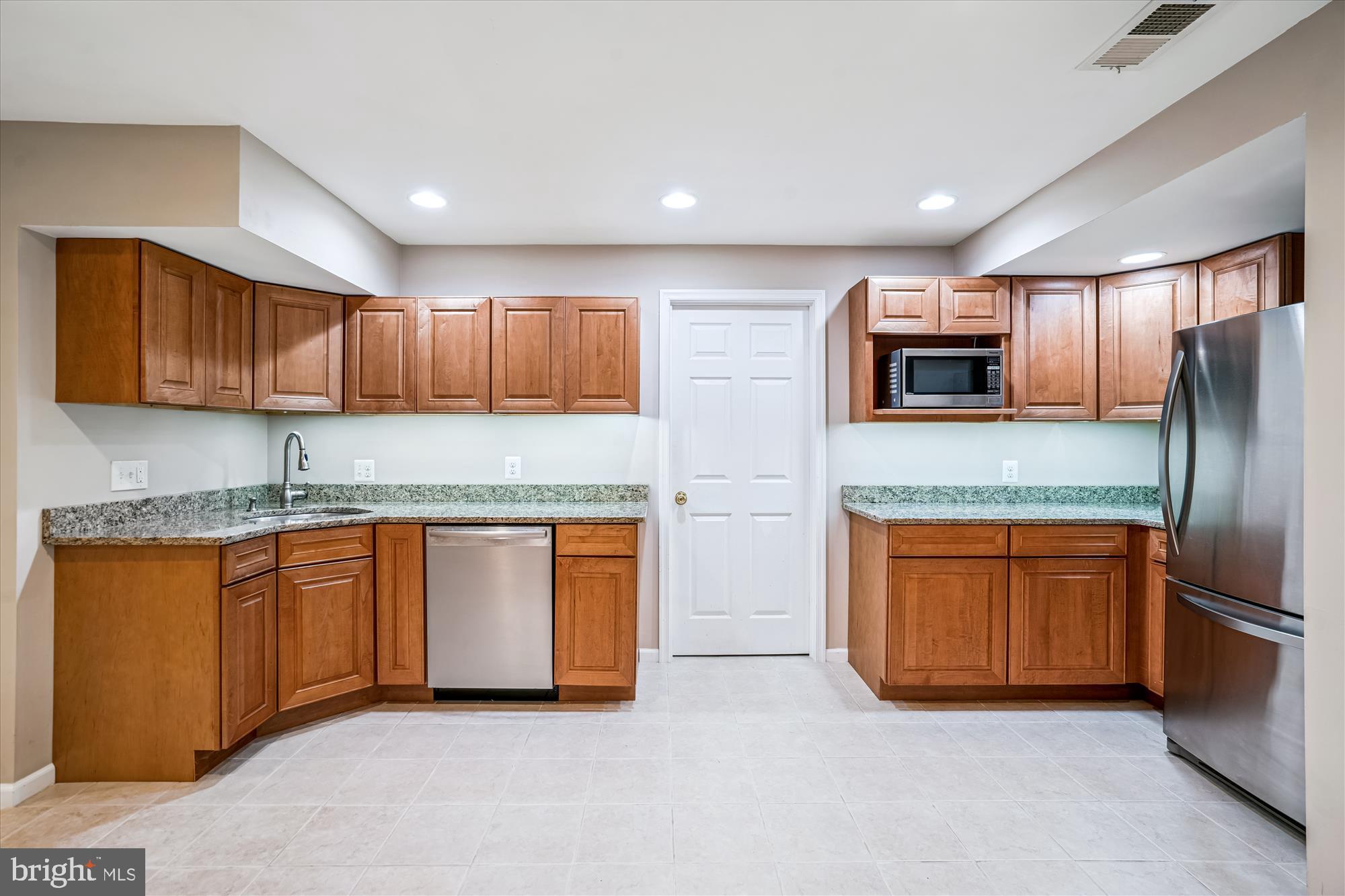 RESERVOIR OVERLOOK - Residential