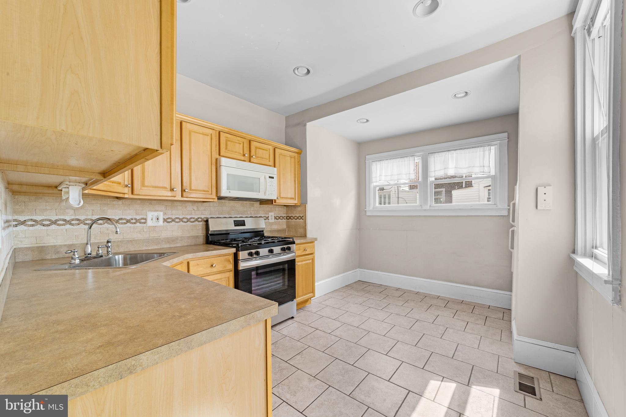 ART MUSEUM AREA - Residential