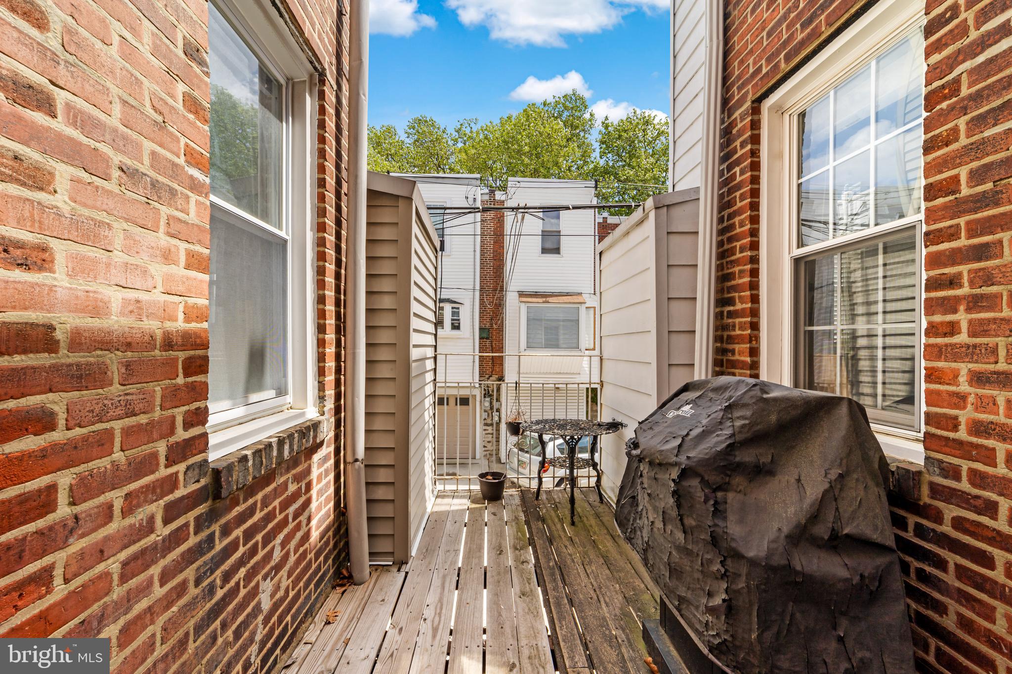 ART MUSEUM AREA - Residential