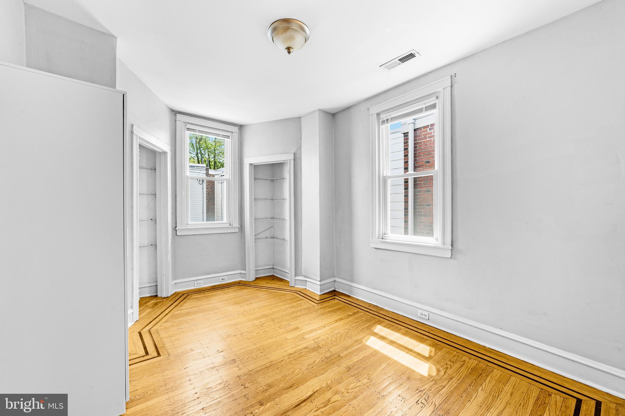 ART MUSEUM AREA - Residential