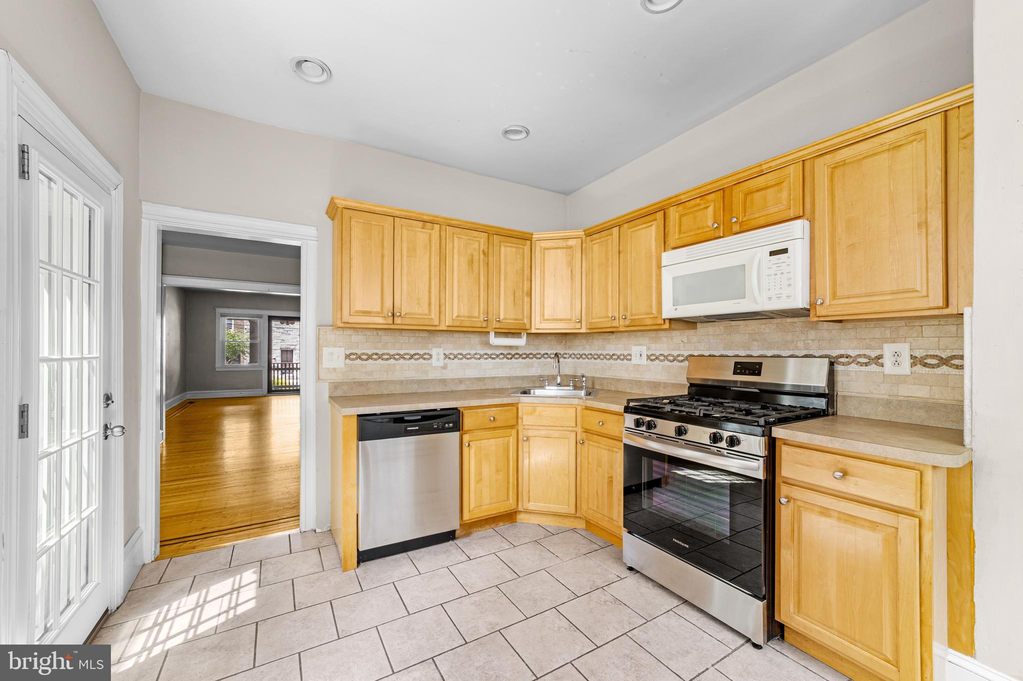 ART MUSEUM AREA - Residential