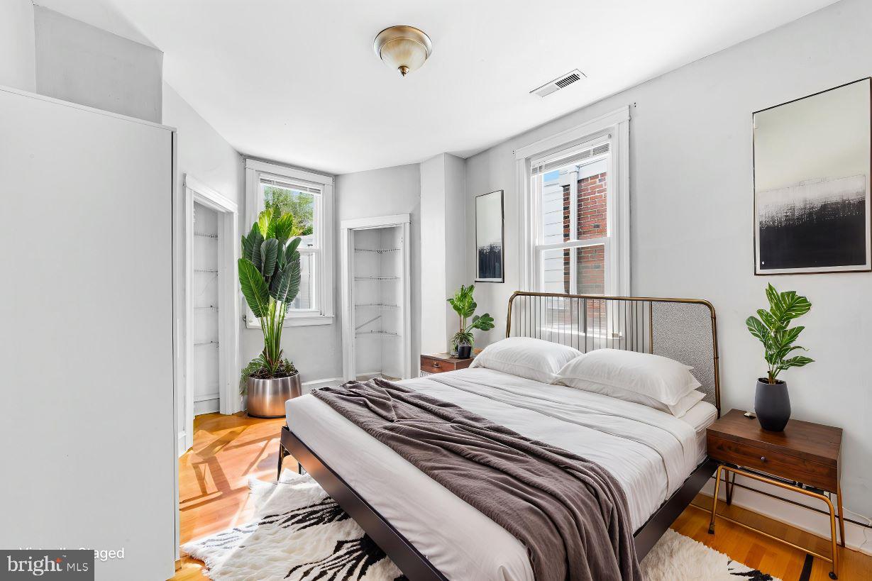 ART MUSEUM AREA - Residential