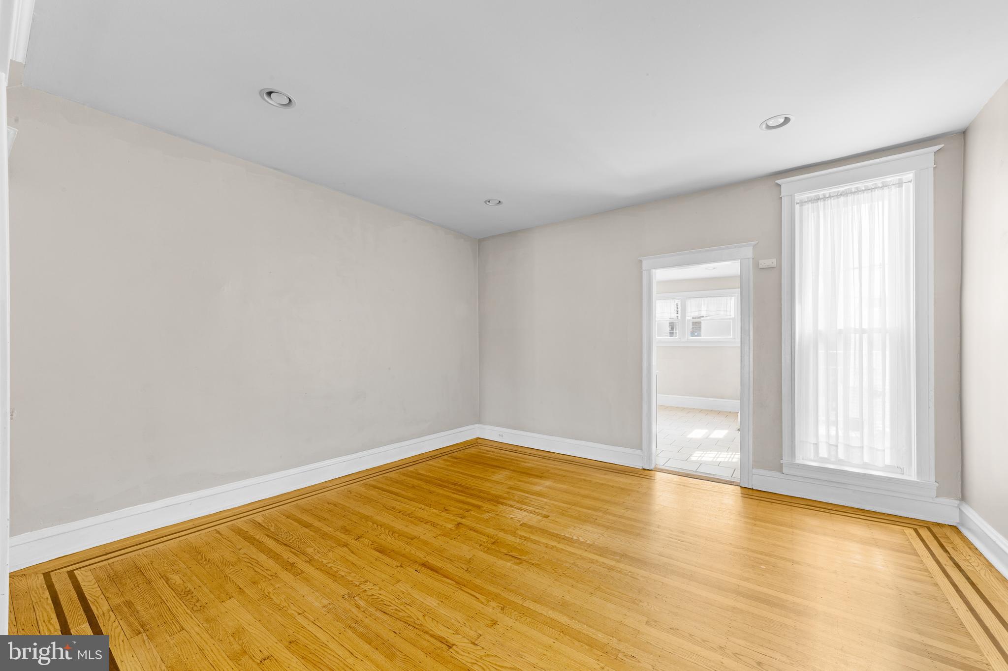 ART MUSEUM AREA - Residential