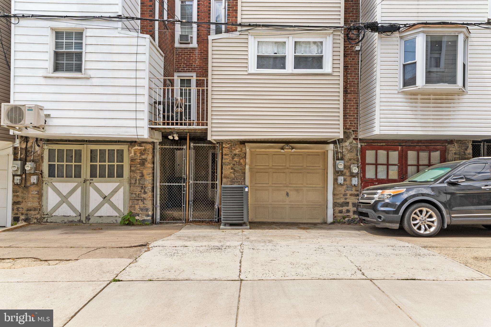 ART MUSEUM AREA - Residential