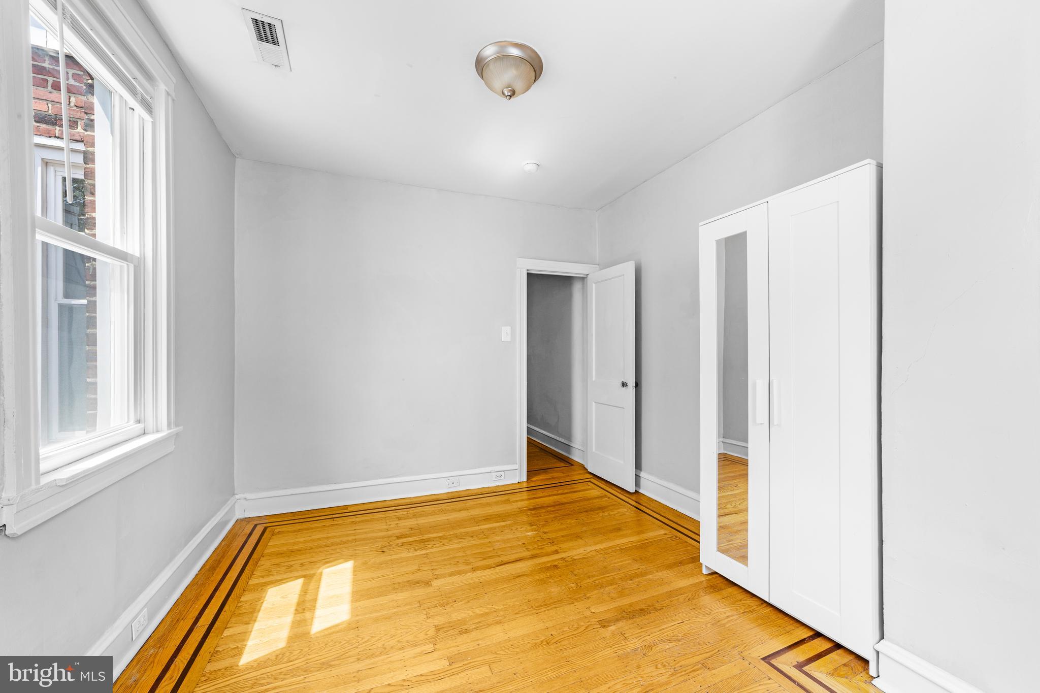 ART MUSEUM AREA - Residential