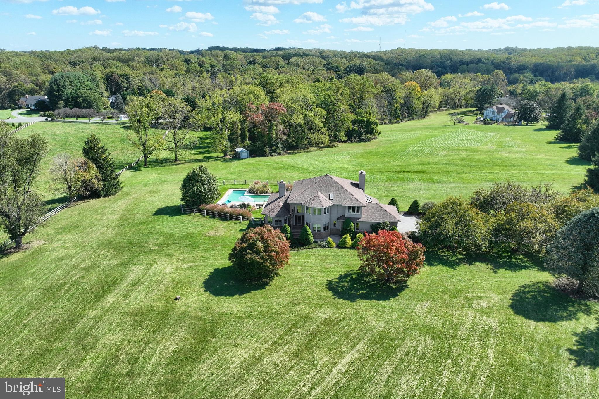 BROOKFIELD - Residential