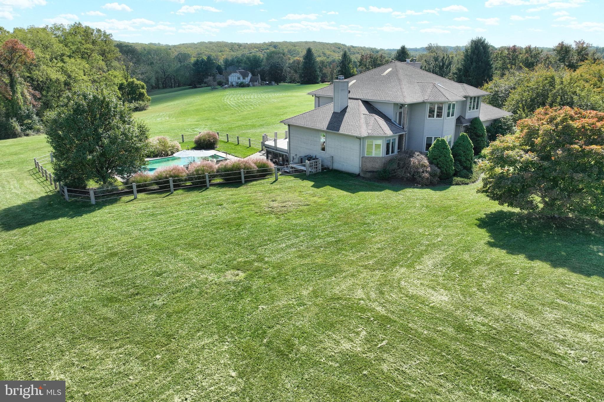 BROOKFIELD - Residential