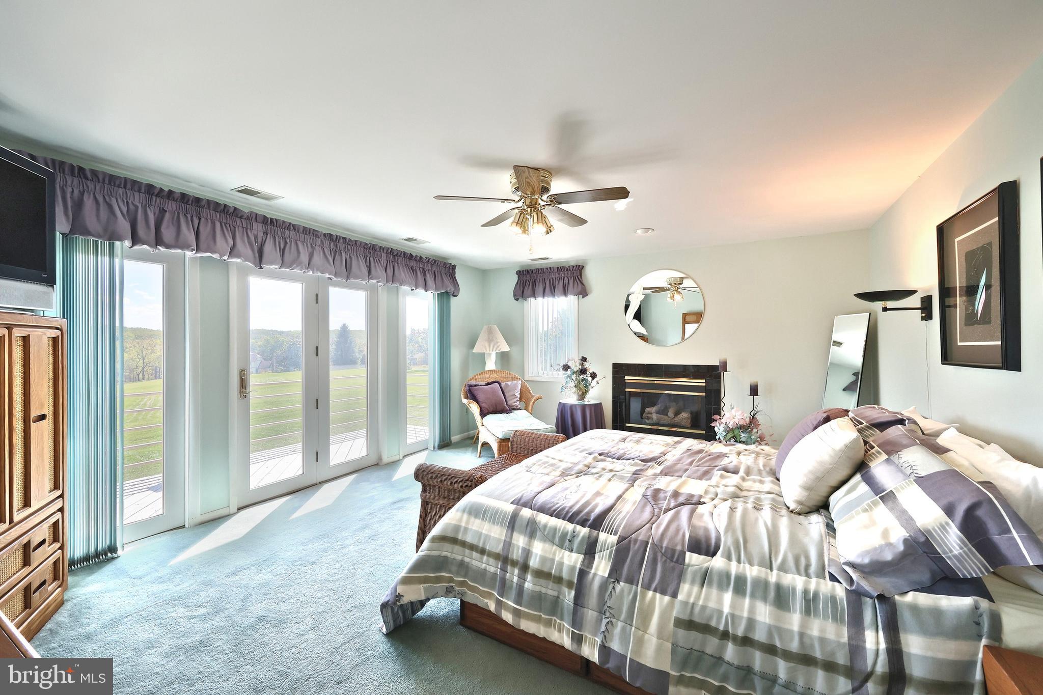 BROOKFIELD - Residential