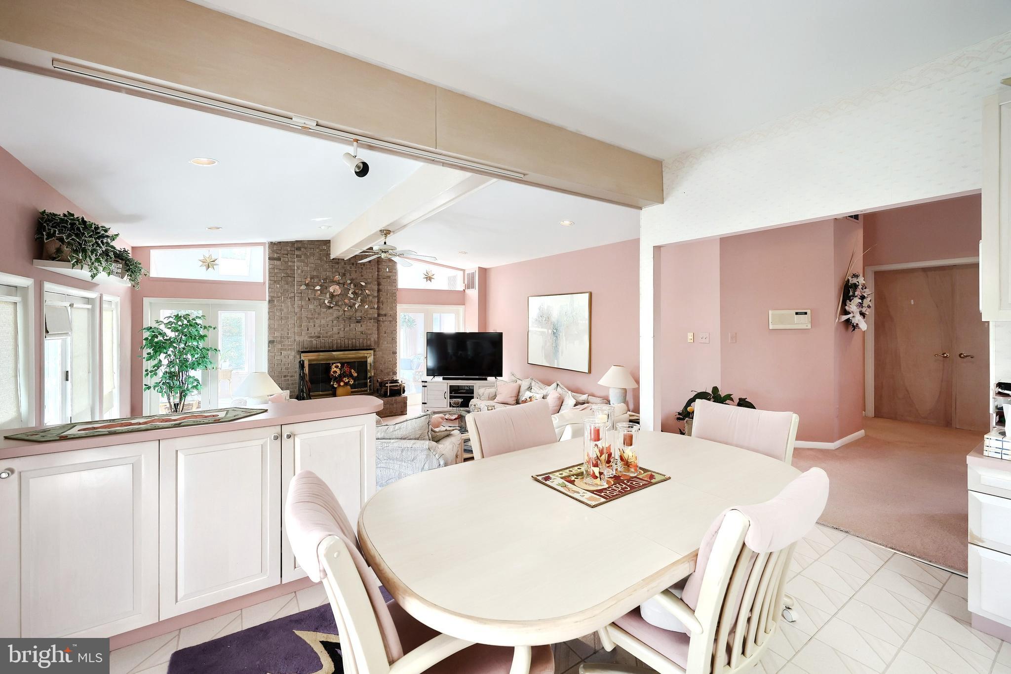 BROOKFIELD - Residential