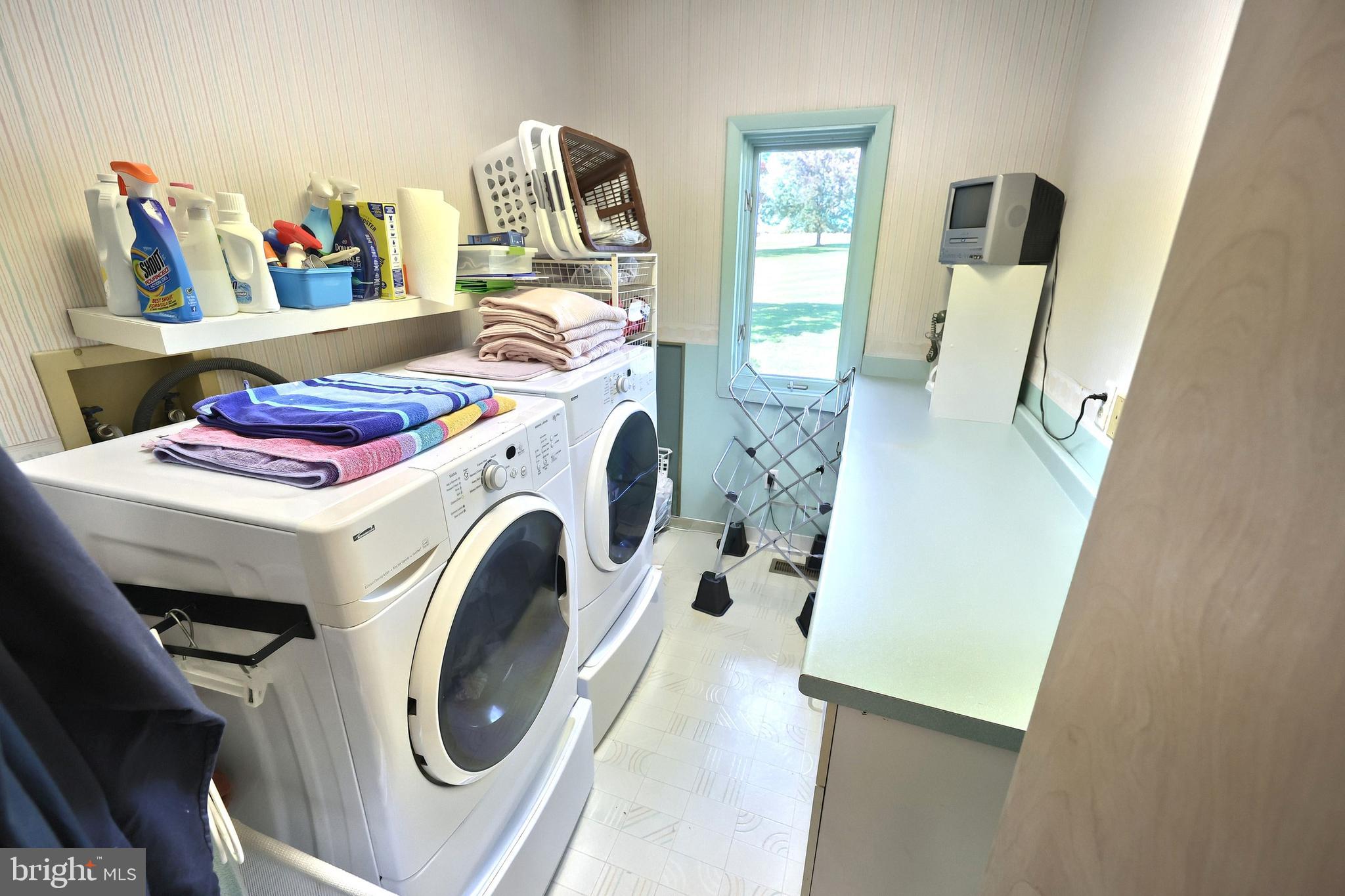 BROOKFIELD - Residential