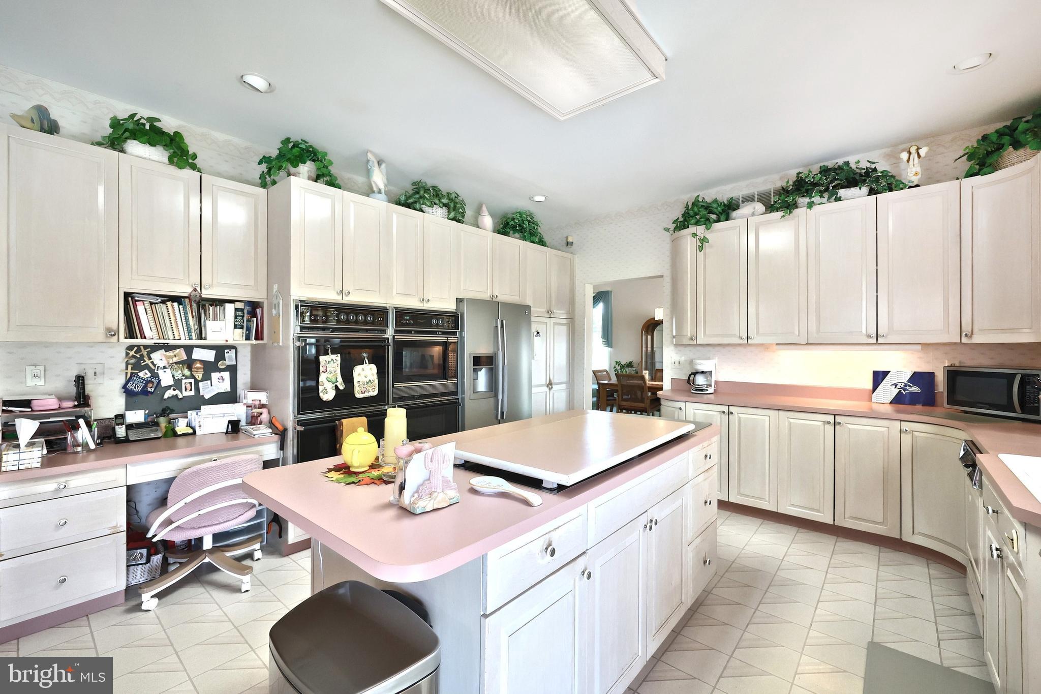 BROOKFIELD - Residential