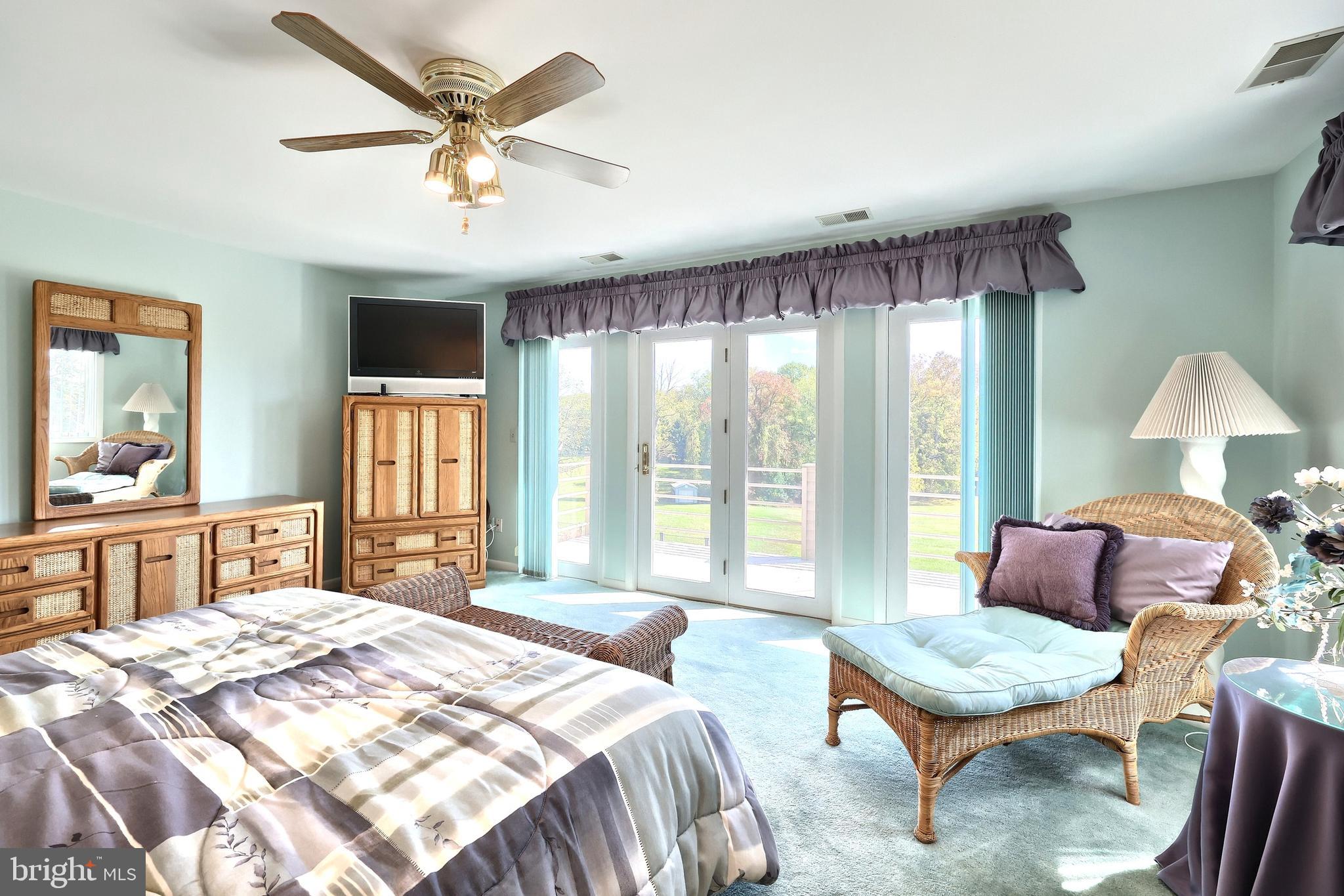 BROOKFIELD - Residential