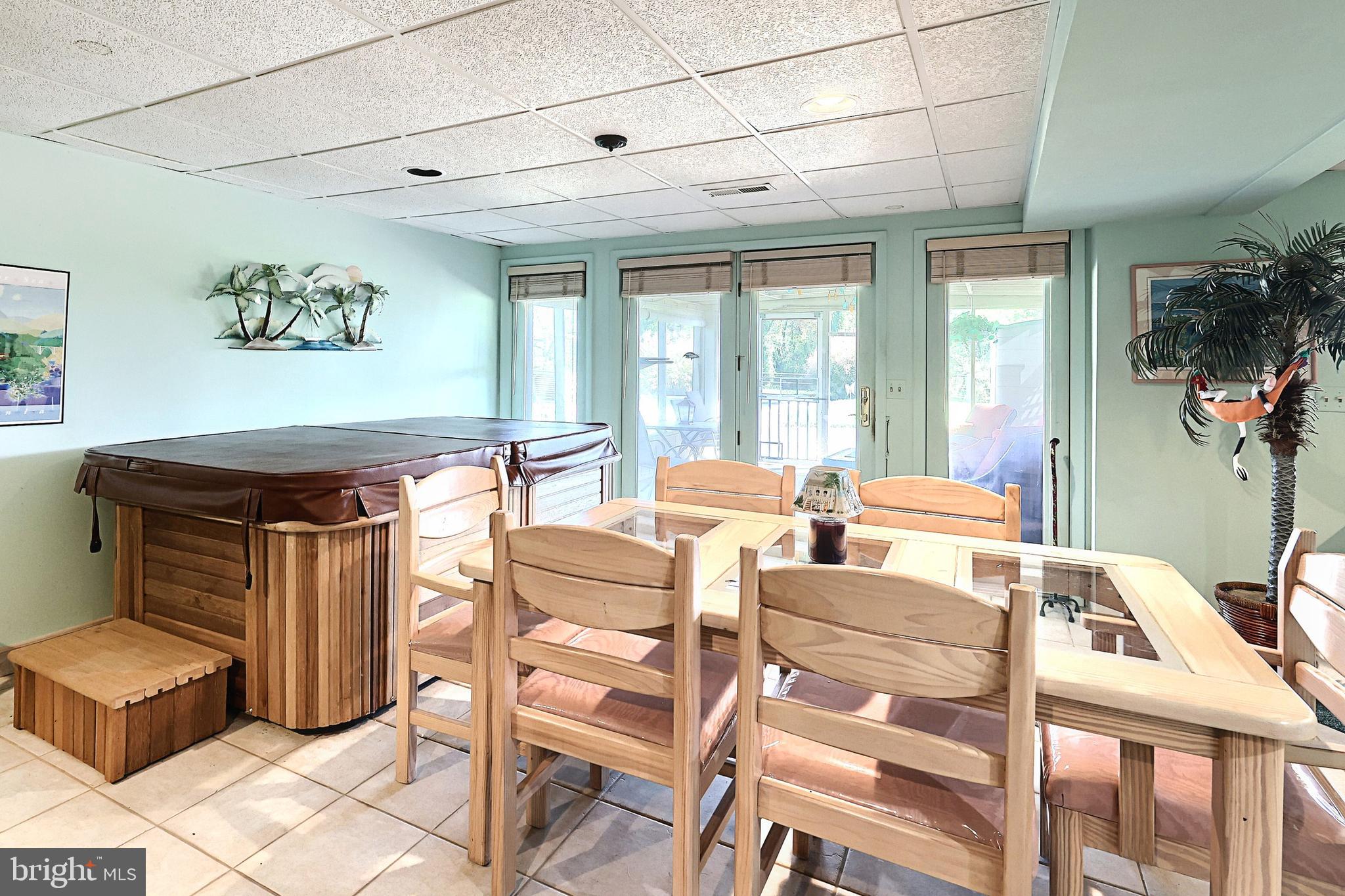 BROOKFIELD - Residential