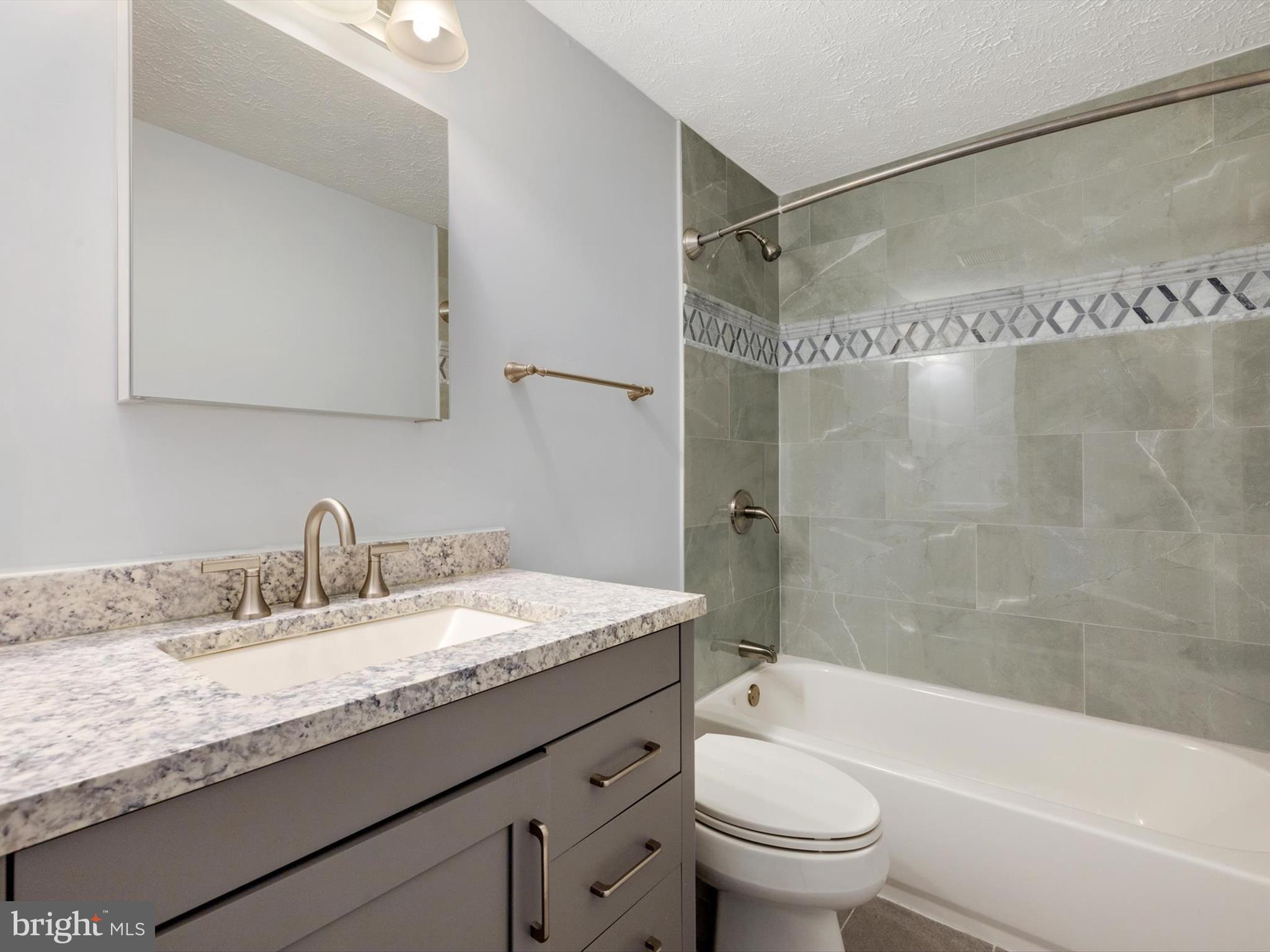 DEERFIELD - Residential