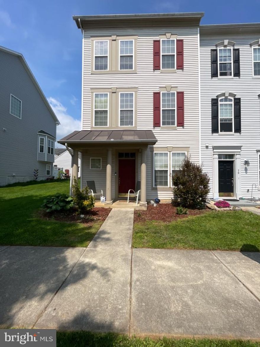 This beautiful townhouse boasts three spacious bedrooms, an open floor plan, a convenient location near commuter route 340, a two car garage, and proximity to downtown Charles Town. Master bedroom has a spacious en suite bathroom with a soaking tub. Home also includes washer and dryer. Pets are Case by Case. EHO