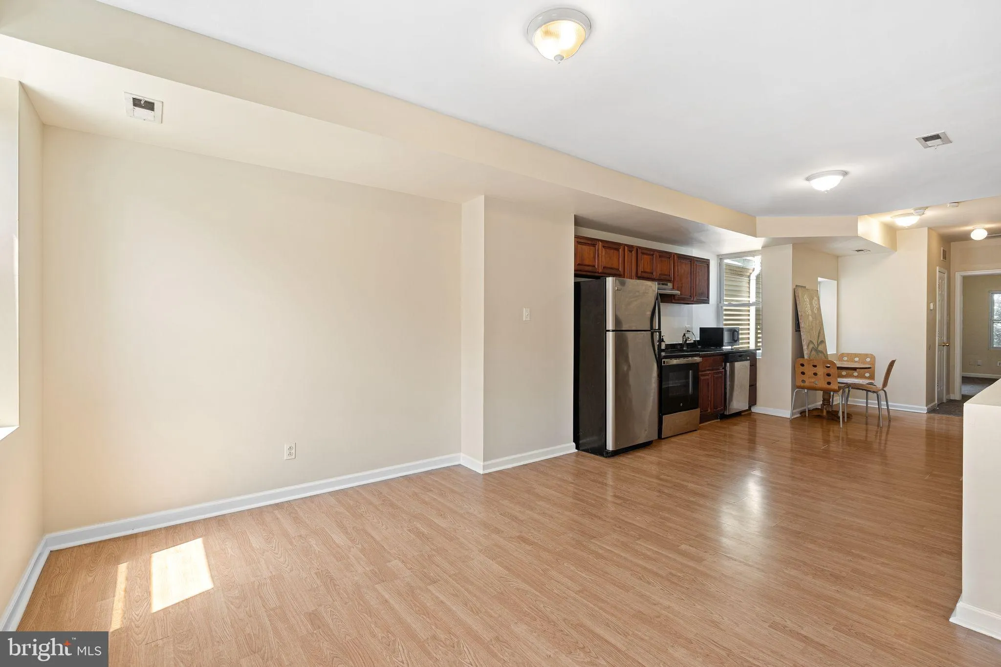 Philadelphia, Pennsylvania 19130, United States, 3 Bedrooms Bedrooms, ,3 BathroomsBathrooms,Residential,Active,165290