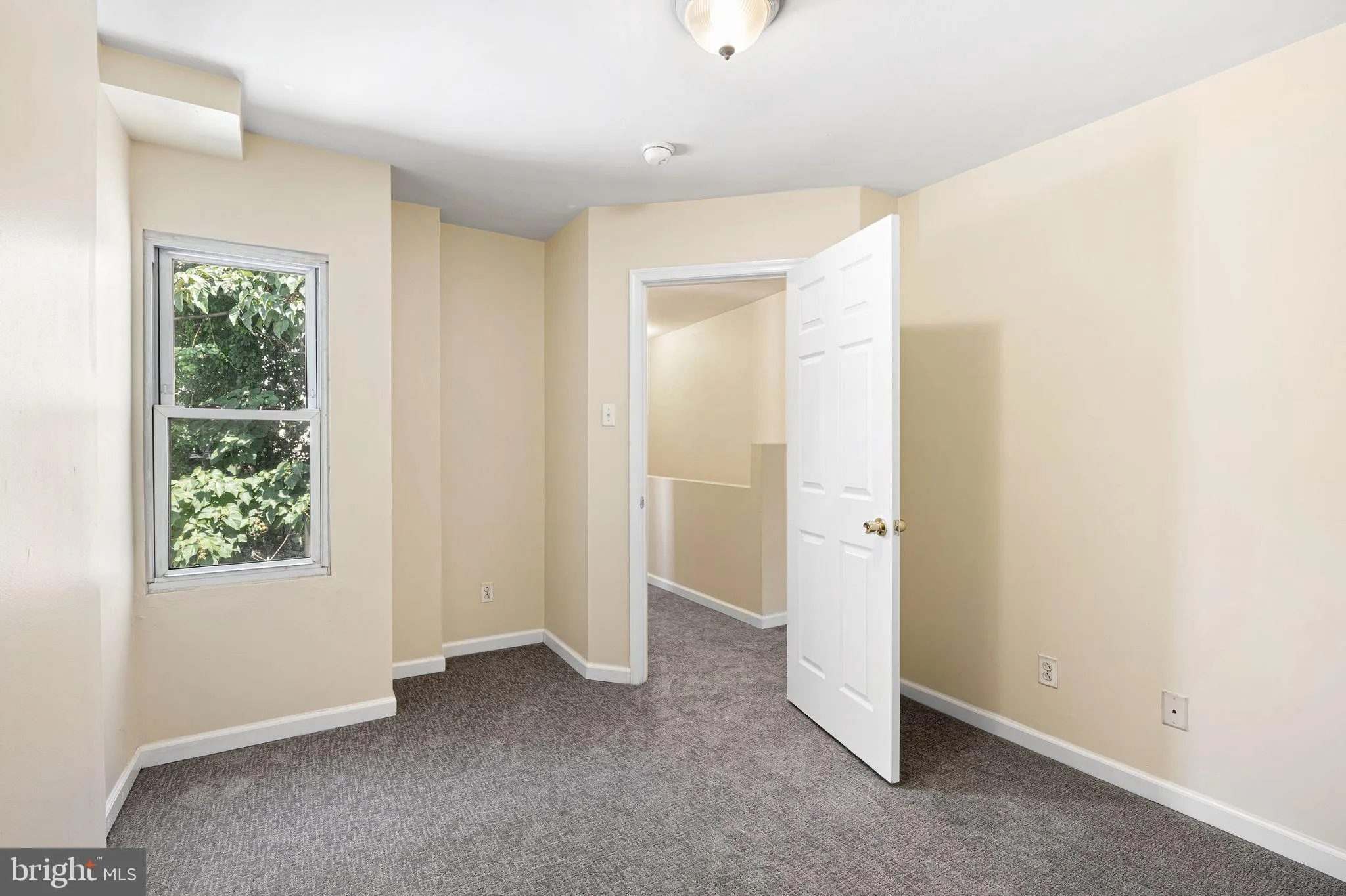 Philadelphia, Pennsylvania 19130, United States, 3 Bedrooms Bedrooms, ,3 BathroomsBathrooms,Residential,Active,165290