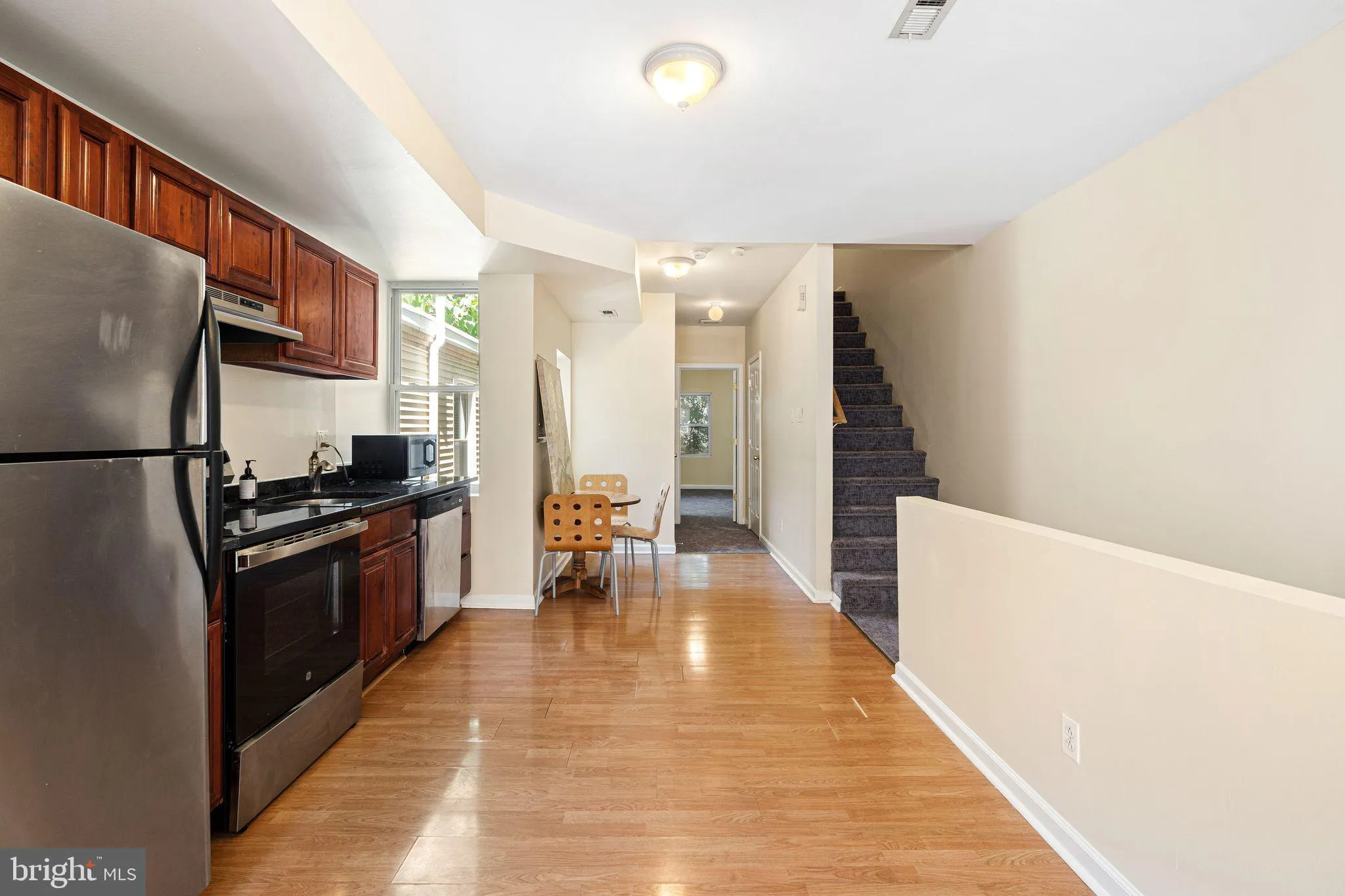 Philadelphia, Pennsylvania 19130, United States, 3 Bedrooms Bedrooms, ,3 BathroomsBathrooms,Residential,Active,165290