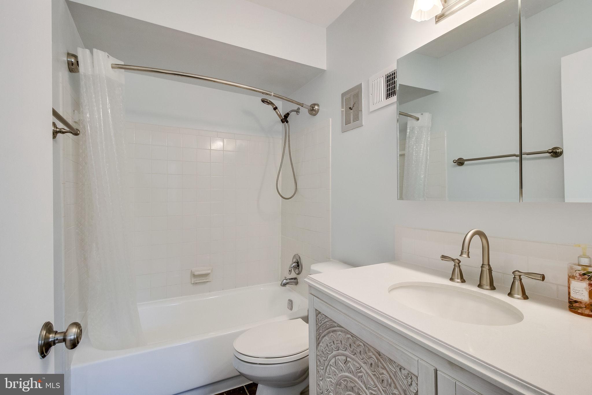 CHARLESTOWN - Residential