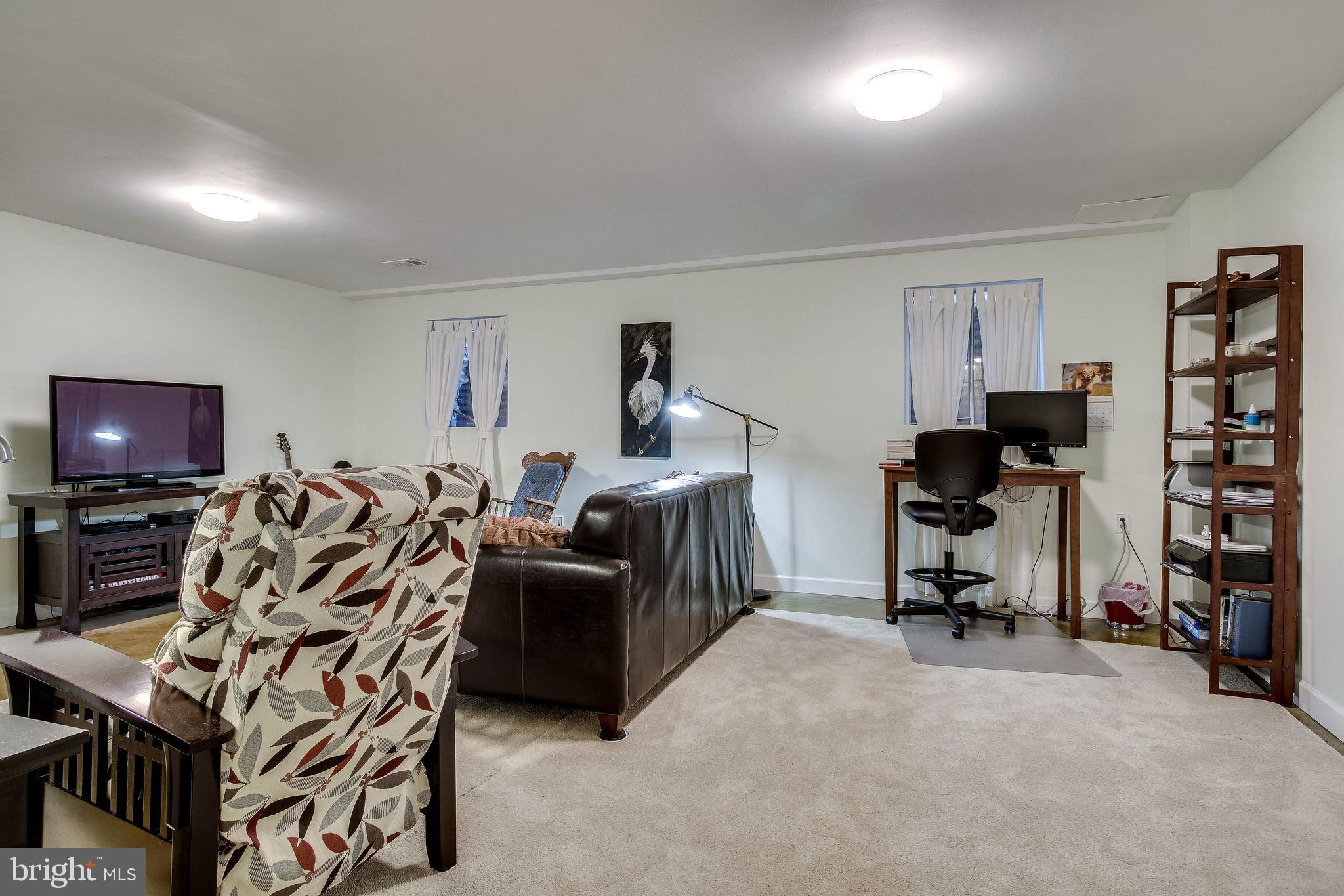 CHARLESTOWN - Residential