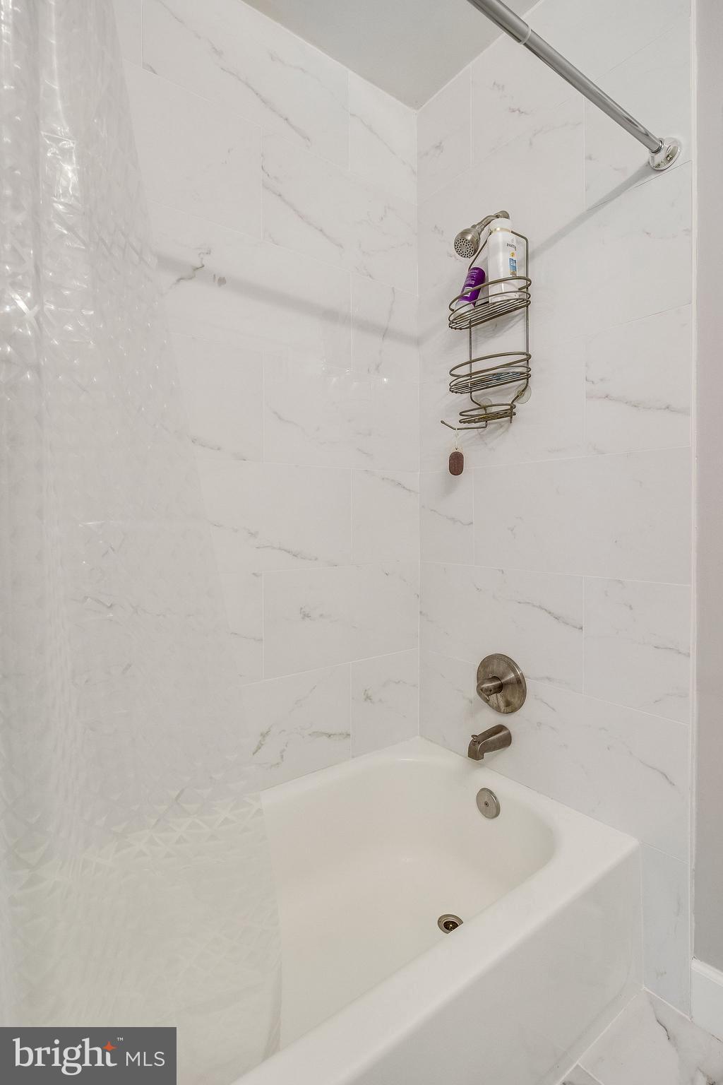 CHARLESTOWN - Residential