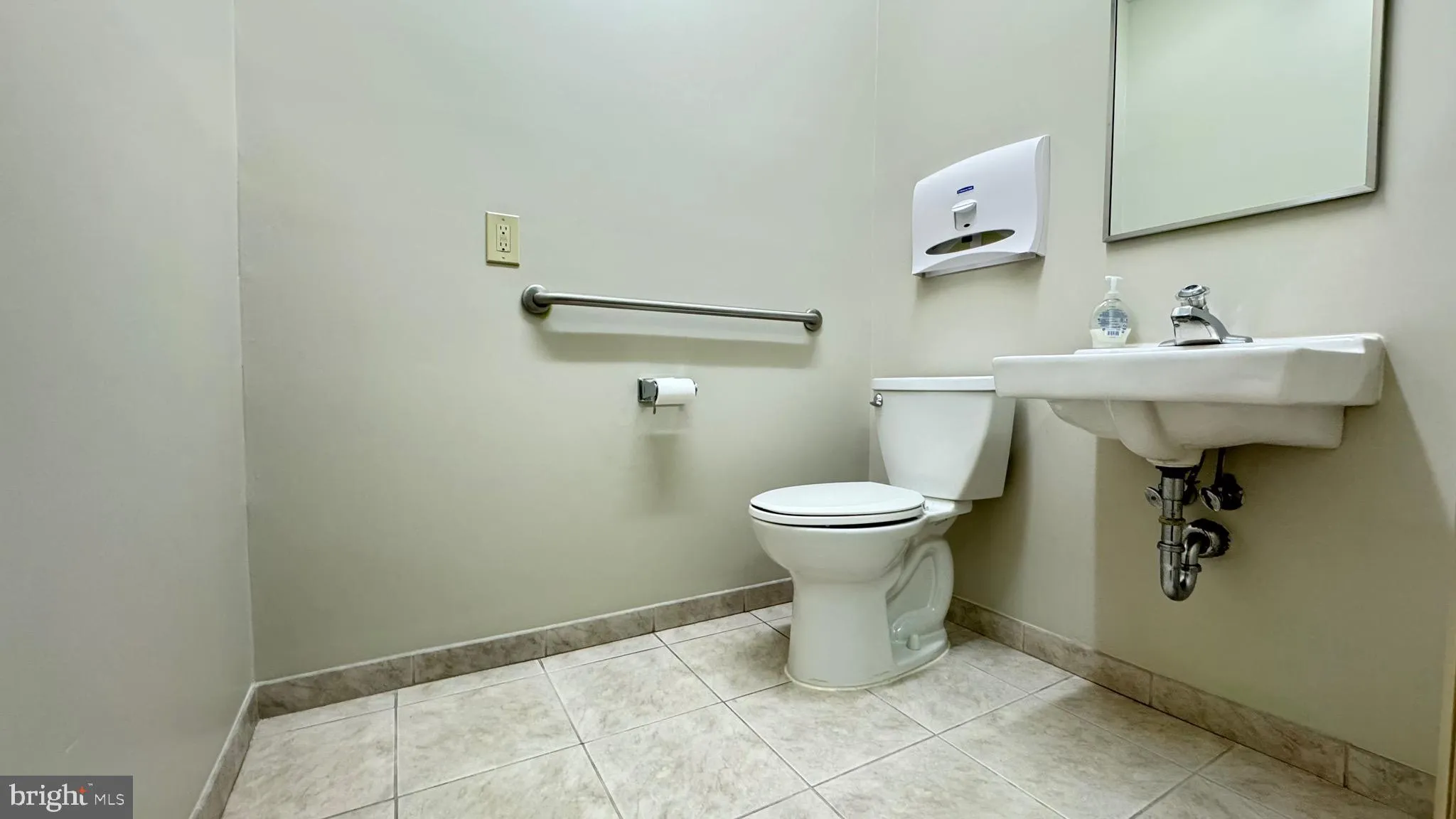 Sewell, New Jersey 08080, United States, ,Commercial,Active,173391