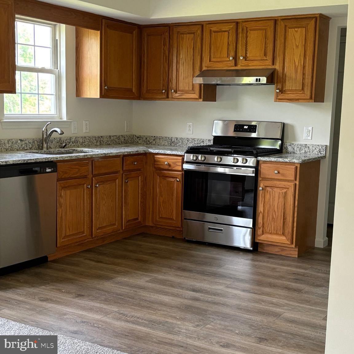348 SIOUX COURT