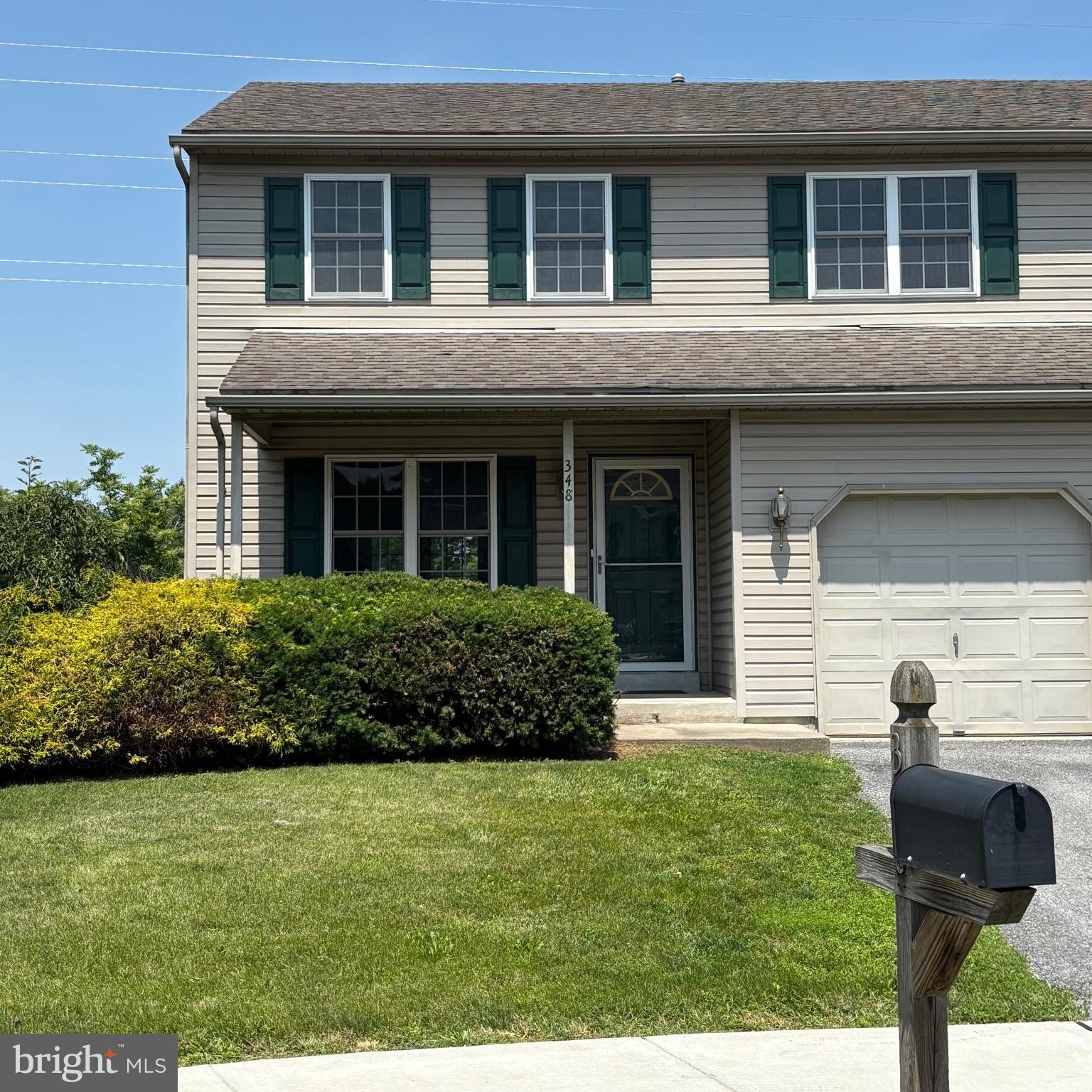 348 SIOUX COURT