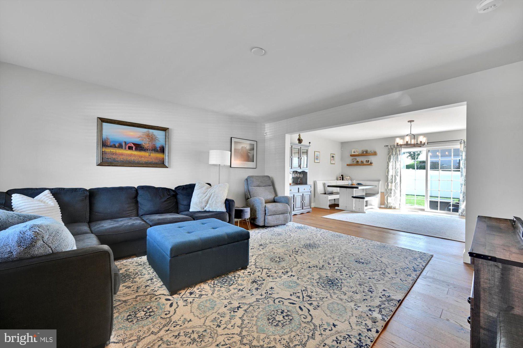 CEDAR HOLLOW - Residential