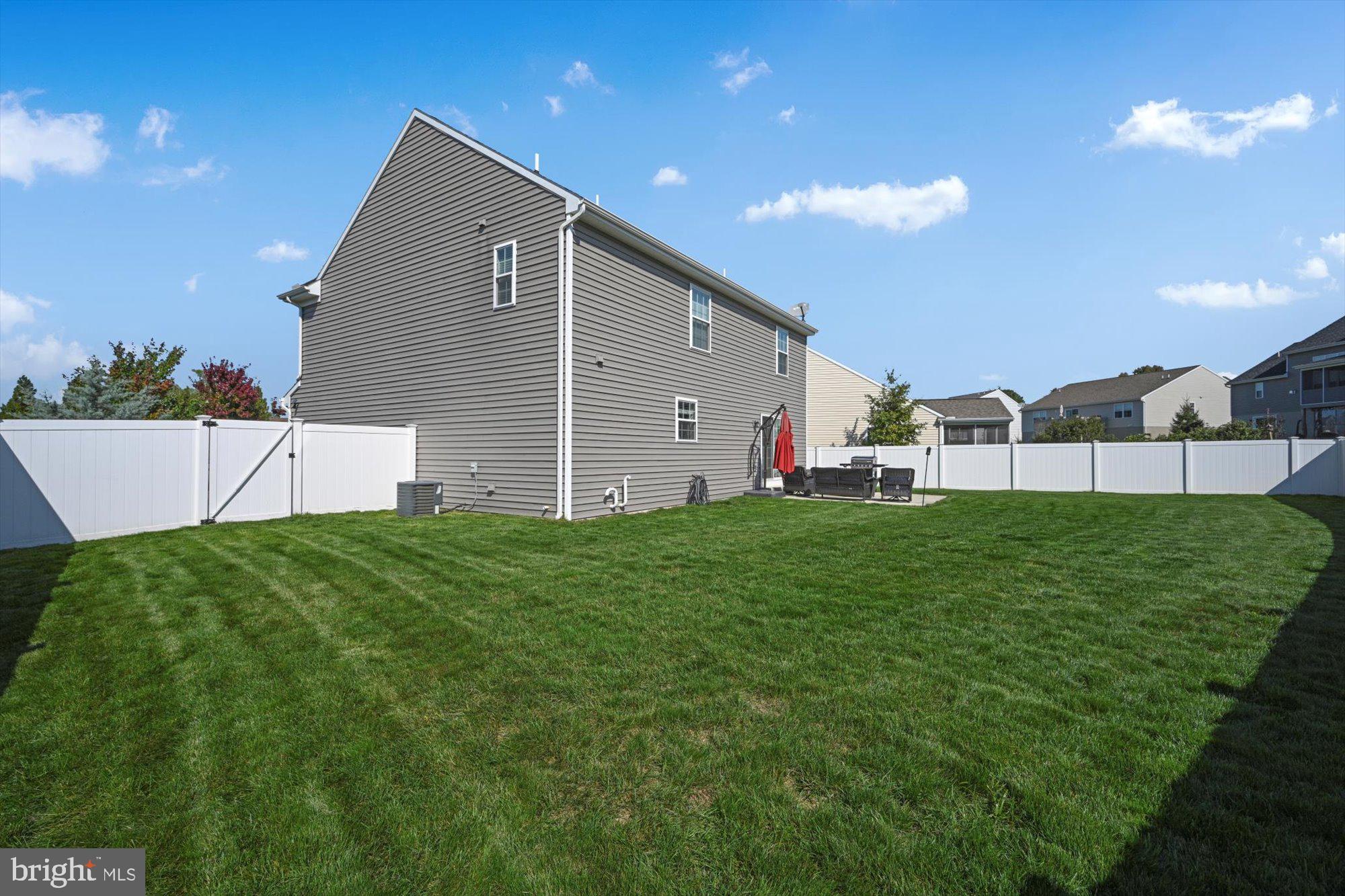 CEDAR HOLLOW - Residential