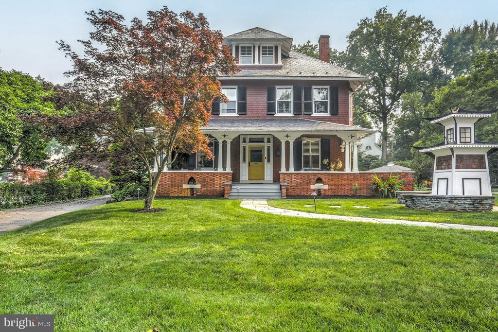 Photo of 1109 MARIETTA AVE, LANCASTER, PA 17603 (MLS # PALA2037218)