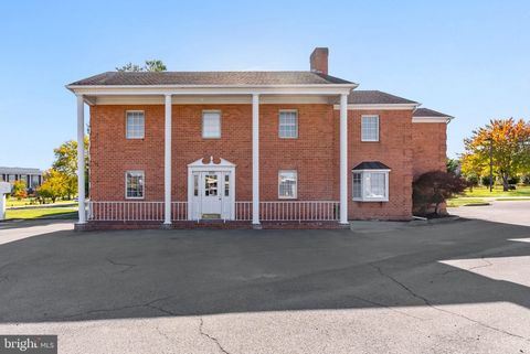 Photo of 650 Millwood Avenue, WINCHESTER, VA 22601 (MLS # VAWI2009286)