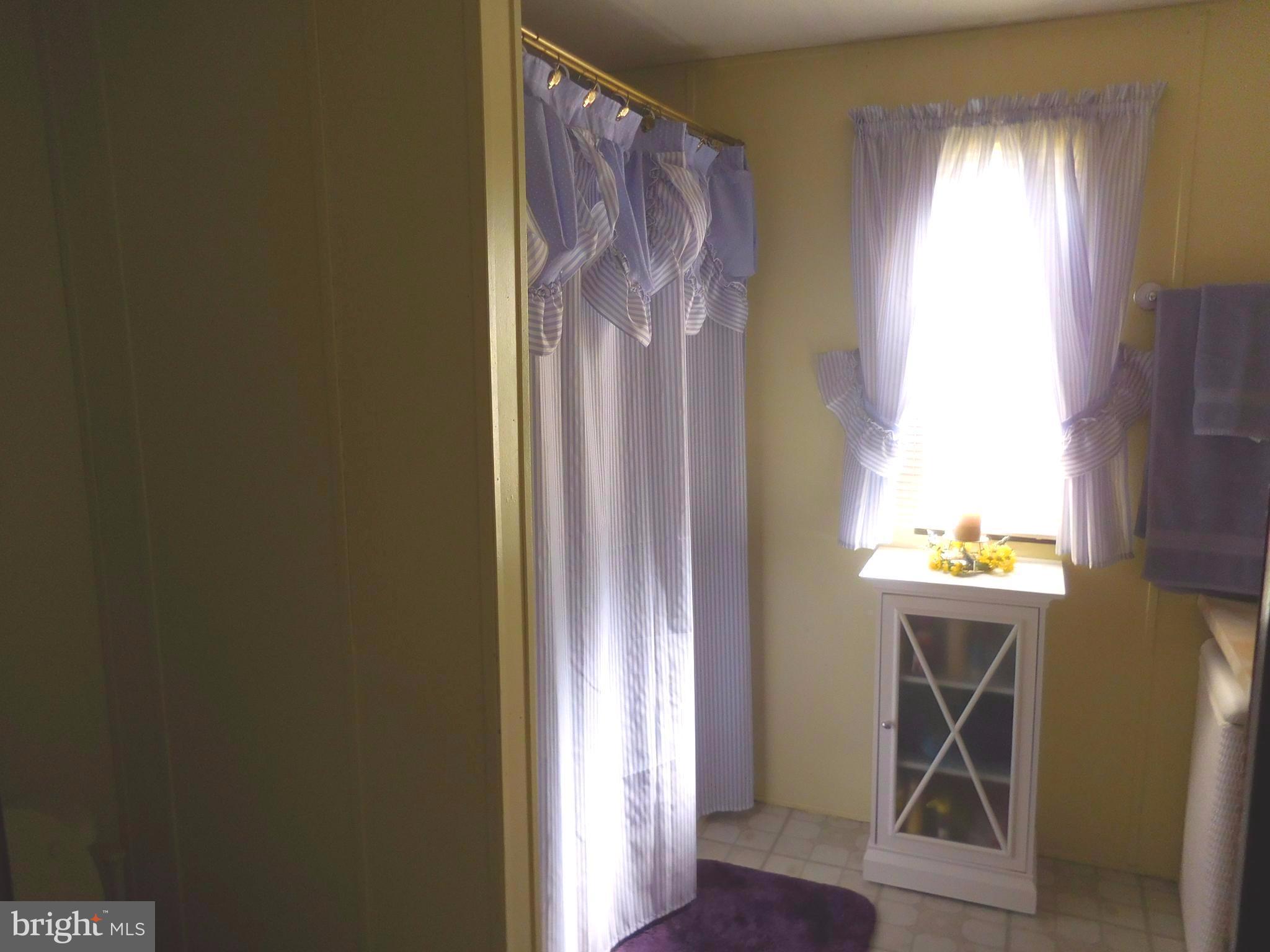 WAGONER RD - Residential