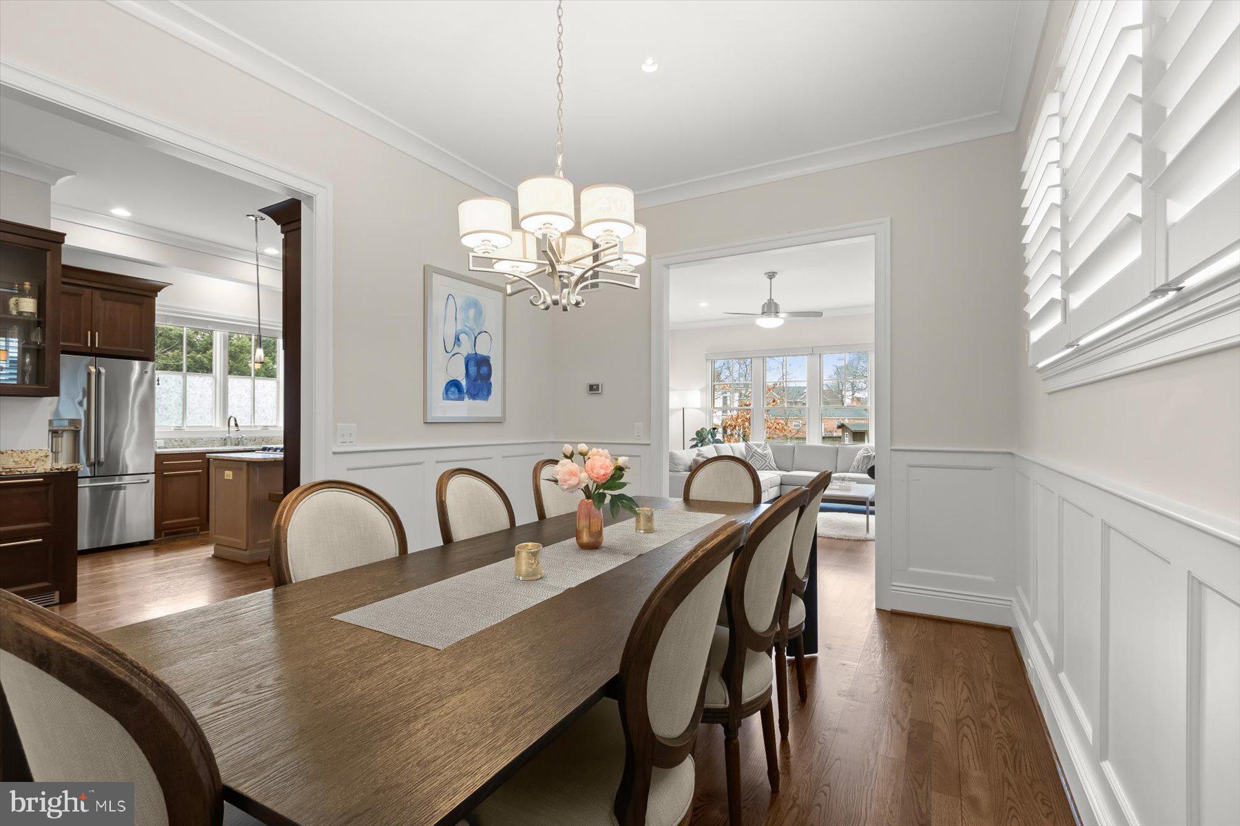 GROVE AVENUE - Residential